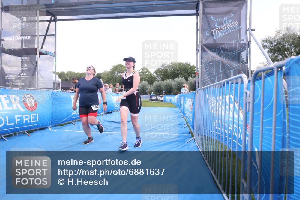25.08.2024 - Elbe Triathlon Hamburg H.Heesch http://msf.ph/oto/6881637 25.08.2024 12:36:13 Ziel 1535, 1633 meine-sportfotos.de