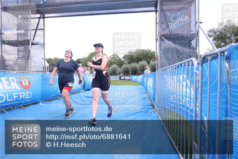 25.08.2024 - Elbe Triathlon Hamburg H.Heesch http://msf.ph/oto/6881641 25.08.2024 12:36:13 Ziel 1535, 1633 meine-sportfotos.de