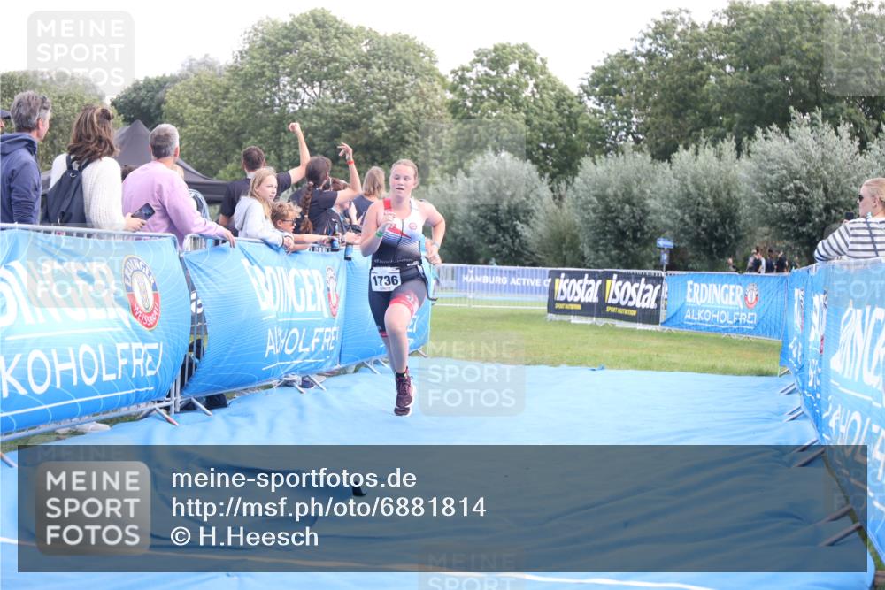 25.08.2024 - Elbe Triathlon Hamburg H.Heesch http://msf.ph/oto/6881814 25.08.2024 12:38:48 Ziel 1736 meine-sportfotos.de