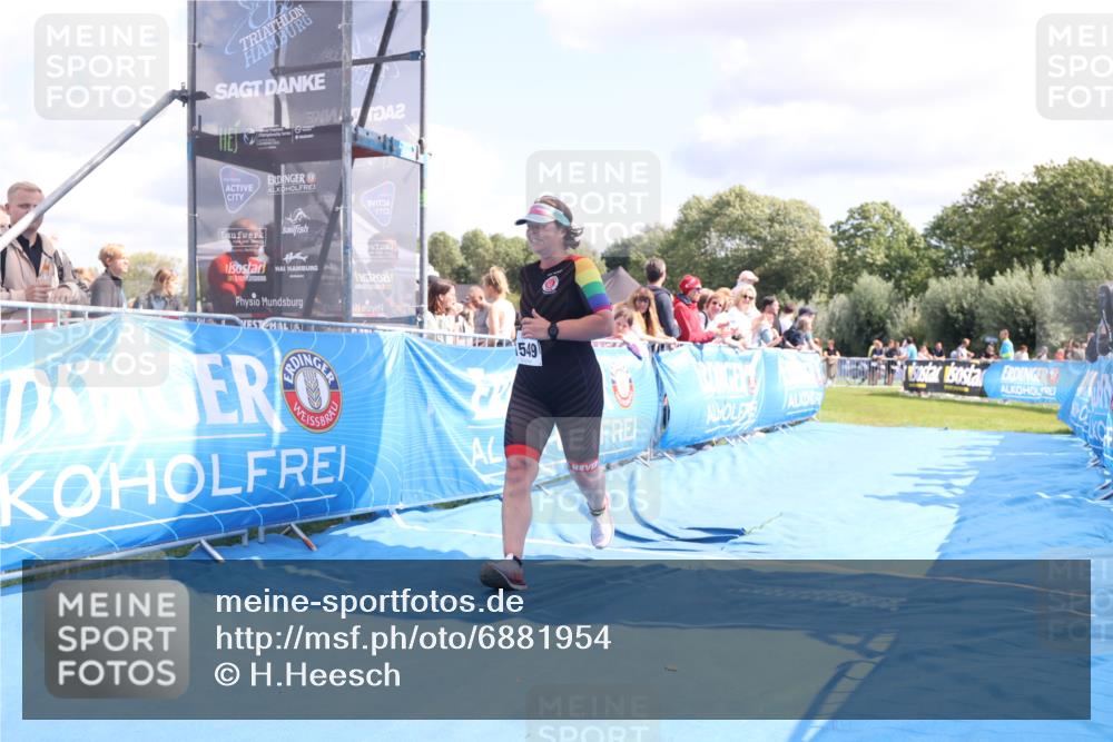 25.08.2024 - Elbe Triathlon Hamburg H.Heesch http://msf.ph/oto/6881954 25.08.2024 11:58:04 Ziel 1475, 1549 meine-sportfotos.de