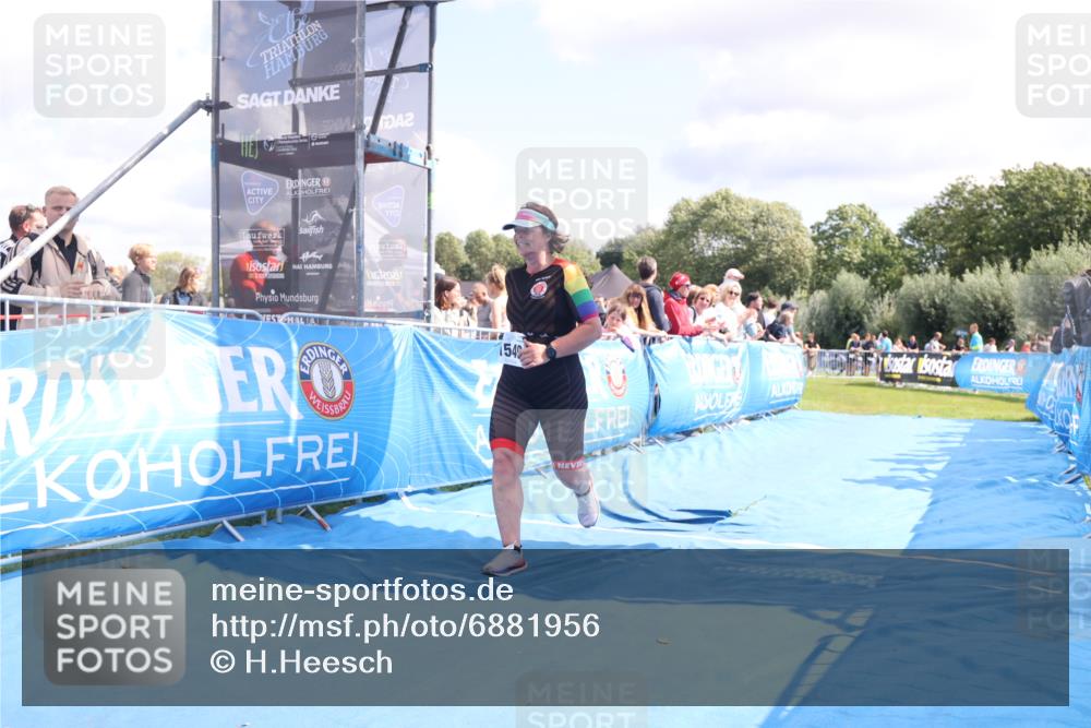 25.08.2024 - Elbe Triathlon Hamburg H.Heesch http://msf.ph/oto/6881956 25.08.2024 11:58:04 Ziel 1475, 1549 meine-sportfotos.de