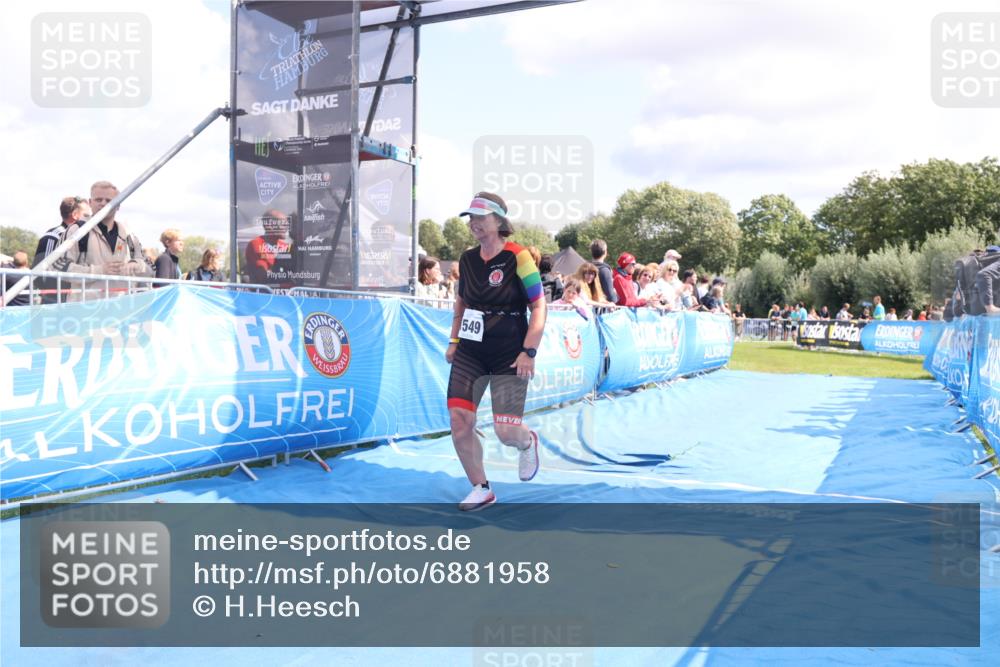 25.08.2024 - Elbe Triathlon Hamburg H.Heesch http://msf.ph/oto/6881958 25.08.2024 11:58:04 Ziel 1475, 1549 meine-sportfotos.de