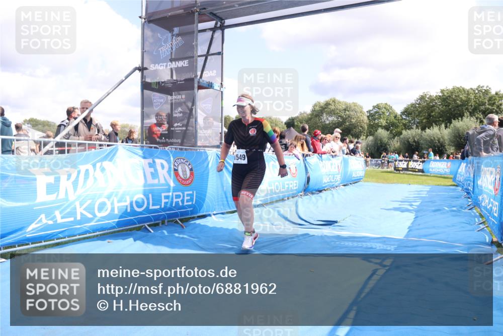 25.08.2024 - Elbe Triathlon Hamburg H.Heesch http://msf.ph/oto/6881962 25.08.2024 11:58:04 Ziel 1475, 1549 meine-sportfotos.de