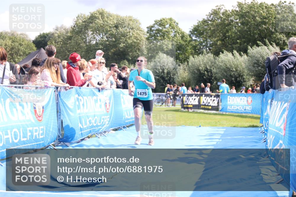 25.08.2024 - Elbe Triathlon Hamburg H.Heesch http://msf.ph/oto/6881975 25.08.2024 11:58:10 Ziel 1475, 1549 meine-sportfotos.de