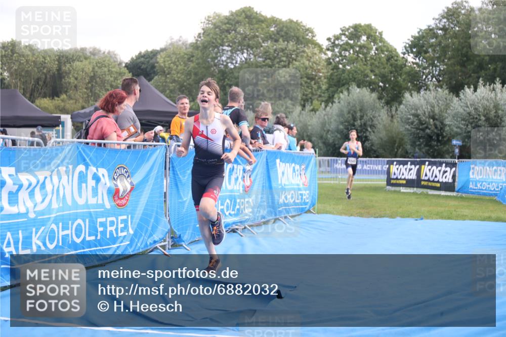 25.08.2024 - Elbe Triathlon Hamburg H.Heesch http://msf.ph/oto/6882032 25.08.2024 12:41:00 Ziel 1723, 1743, 1754, 1759 meine-sportfotos.de