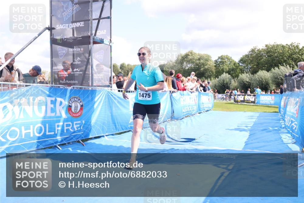 25.08.2024 - Elbe Triathlon Hamburg H.Heesch http://msf.ph/oto/6882033 25.08.2024 11:58:12 Ziel 1475, 1658 meine-sportfotos.de