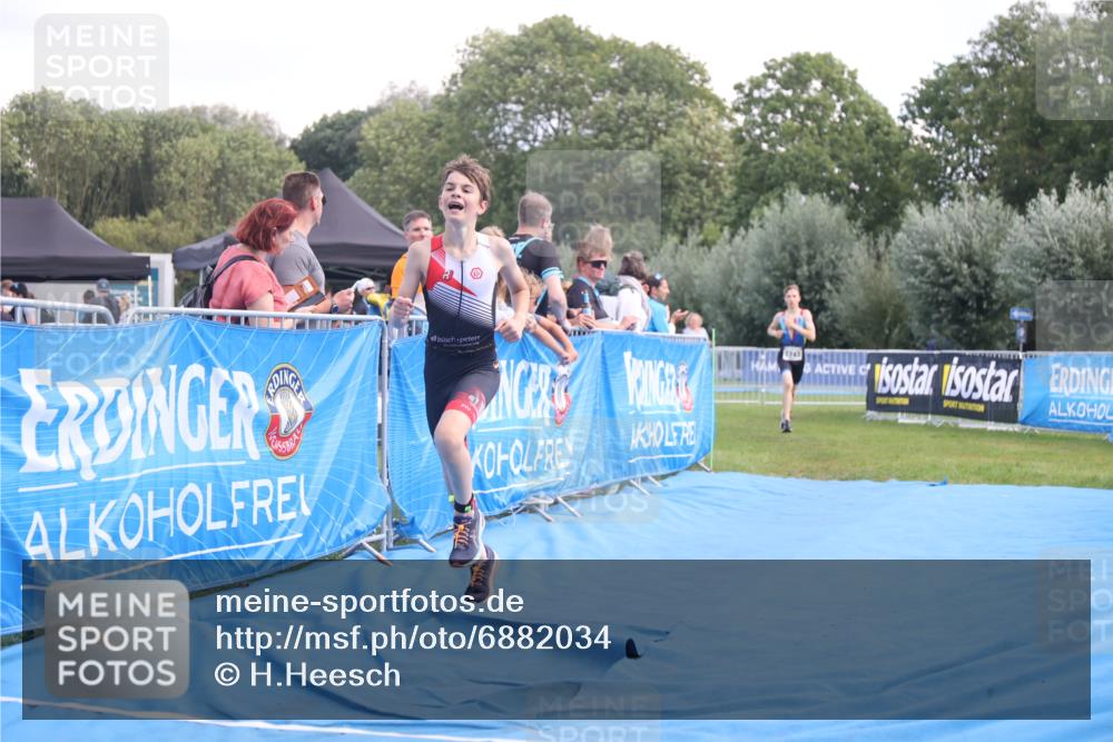 25.08.2024 - Elbe Triathlon Hamburg H.Heesch http://msf.ph/oto/6882034 25.08.2024 12:41:00 Ziel 1723, 1743, 1754, 1759 meine-sportfotos.de