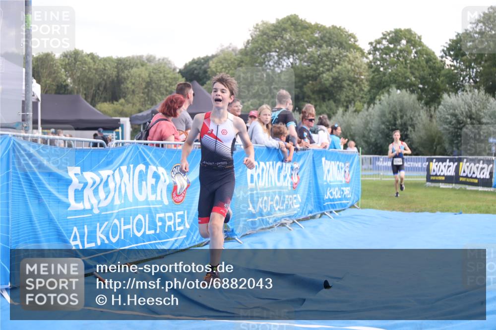 25.08.2024 - Elbe Triathlon Hamburg H.Heesch http://msf.ph/oto/6882043 25.08.2024 12:41:00 Ziel 1723, 1743, 1754, 1759 meine-sportfotos.de