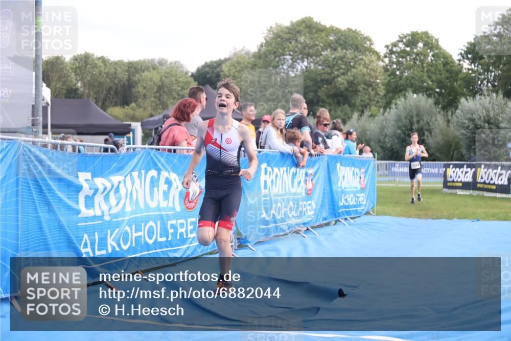 25.08.2024 - Elbe Triathlon Hamburg H.Heesch http://msf.ph/oto/6882044 25.08.2024 12:41:00 Ziel 1723, 1743, 1754, 1759 meine-sportfotos.de