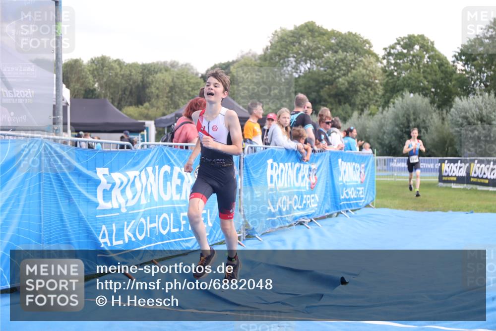 25.08.2024 - Elbe Triathlon Hamburg H.Heesch http://msf.ph/oto/6882048 25.08.2024 12:41:00 Ziel 1723, 1743, 1754, 1759 meine-sportfotos.de