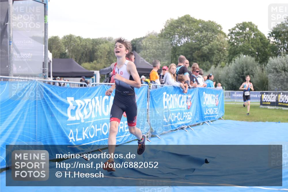 25.08.2024 - Elbe Triathlon Hamburg H.Heesch http://msf.ph/oto/6882052 25.08.2024 12:41:00 Ziel 1723, 1743, 1754, 1759 meine-sportfotos.de