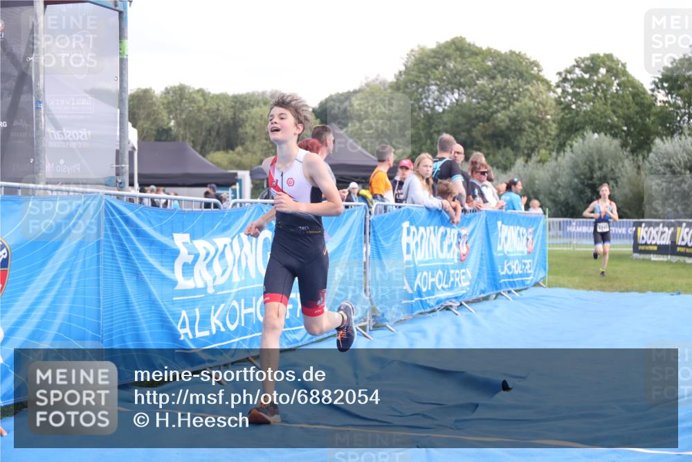 25.08.2024 - Elbe Triathlon Hamburg H.Heesch http://msf.ph/oto/6882054 25.08.2024 12:41:00 Ziel 1723, 1743, 1754, 1759 meine-sportfotos.de