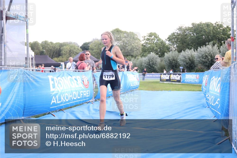 25.08.2024 - Elbe Triathlon Hamburg H.Heesch http://msf.ph/oto/6882192 25.08.2024 12:43:44 Ziel 1779 meine-sportfotos.de