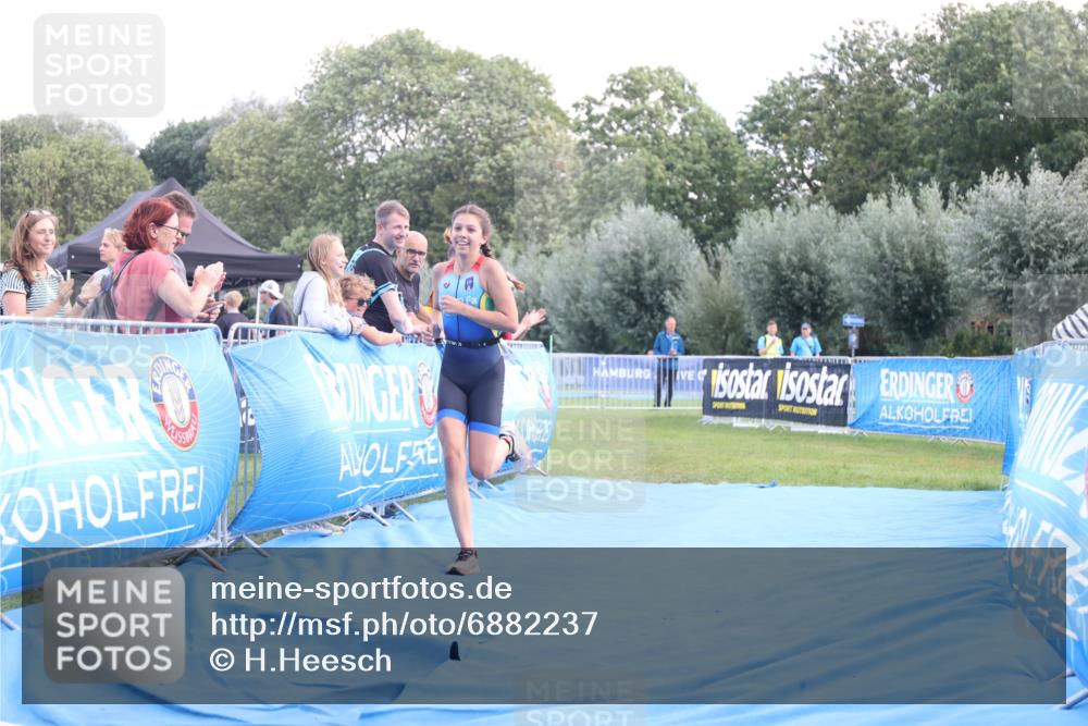25.08.2024 - Elbe Triathlon Hamburg H.Heesch http://msf.ph/oto/6882237 25.08.2024 12:44:32 Ziel 1767 meine-sportfotos.de
