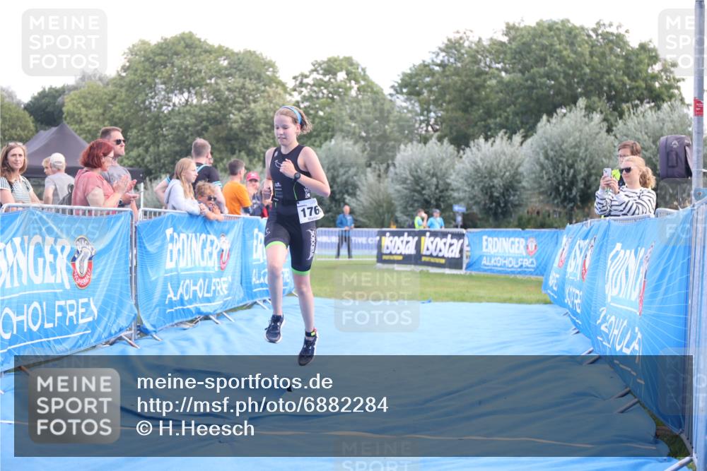 25.08.2024 - Elbe Triathlon Hamburg H.Heesch http://msf.ph/oto/6882284 25.08.2024 12:45:39 Ziel 1766, 1778 meine-sportfotos.de