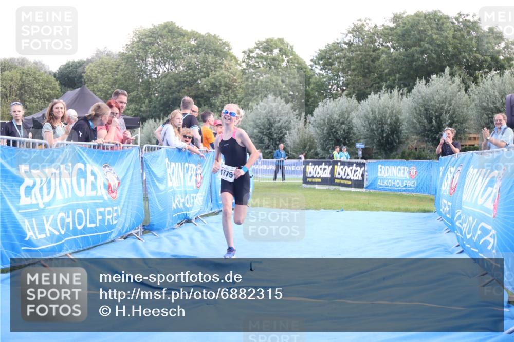 25.08.2024 - Elbe Triathlon Hamburg H.Heesch http://msf.ph/oto/6882315 25.08.2024 12:46:15 Ziel 1775 meine-sportfotos.de