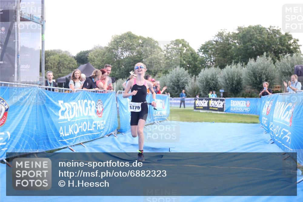 25.08.2024 - Elbe Triathlon Hamburg H.Heesch http://msf.ph/oto/6882323 25.08.2024 12:46:15 Ziel 1775 meine-sportfotos.de