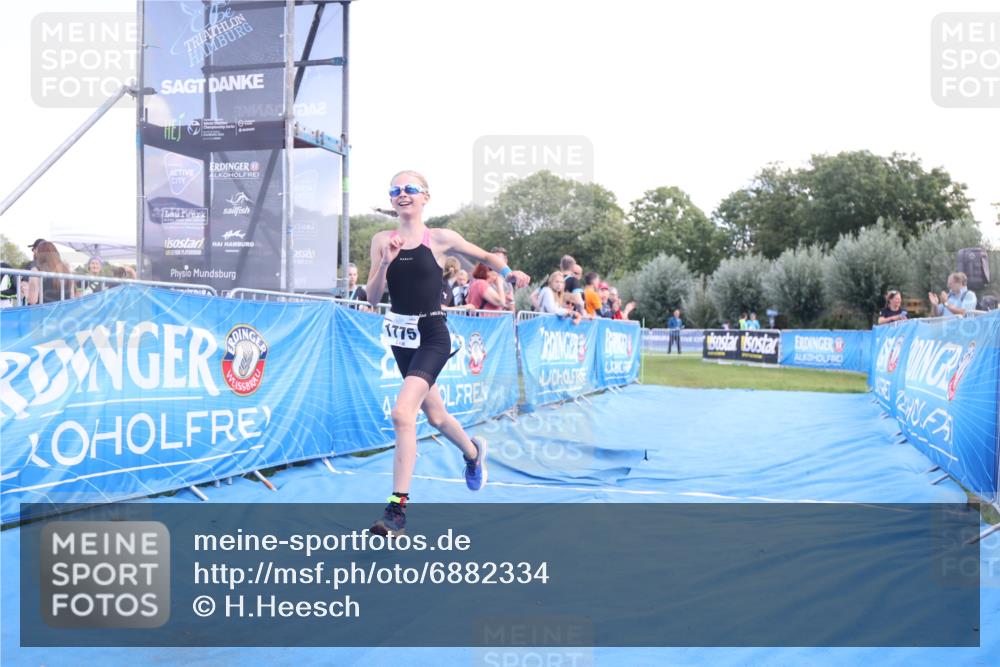 25.08.2024 - Elbe Triathlon Hamburg H.Heesch http://msf.ph/oto/6882334 25.08.2024 12:46:16 Ziel 1775 meine-sportfotos.de
