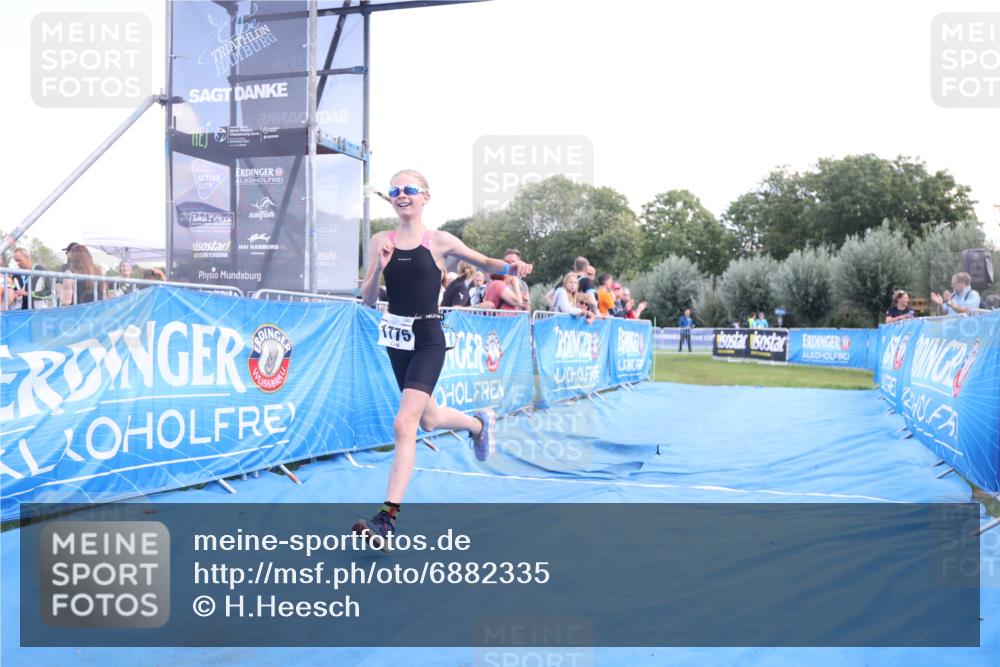 25.08.2024 - Elbe Triathlon Hamburg H.Heesch http://msf.ph/oto/6882335 25.08.2024 12:46:16 Ziel 1775 meine-sportfotos.de