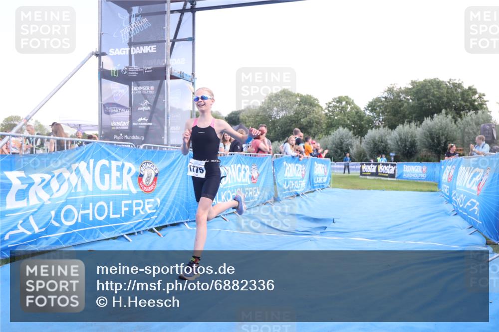 25.08.2024 - Elbe Triathlon Hamburg H.Heesch http://msf.ph/oto/6882336 25.08.2024 12:46:16 Ziel 1775 meine-sportfotos.de