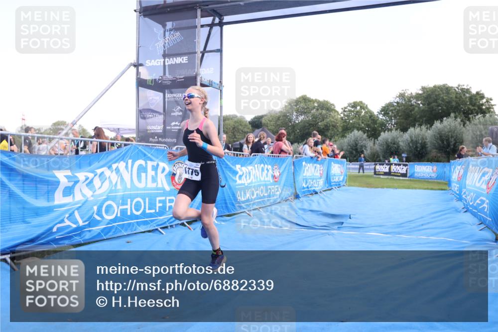 25.08.2024 - Elbe Triathlon Hamburg H.Heesch http://msf.ph/oto/6882339 25.08.2024 12:46:16 Ziel 1775 meine-sportfotos.de