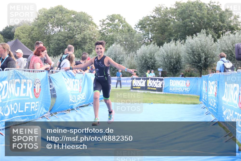 25.08.2024 - Elbe Triathlon Hamburg H.Heesch http://msf.ph/oto/6882350 25.08.2024 12:47:04 Ziel 1753, 1770 meine-sportfotos.de