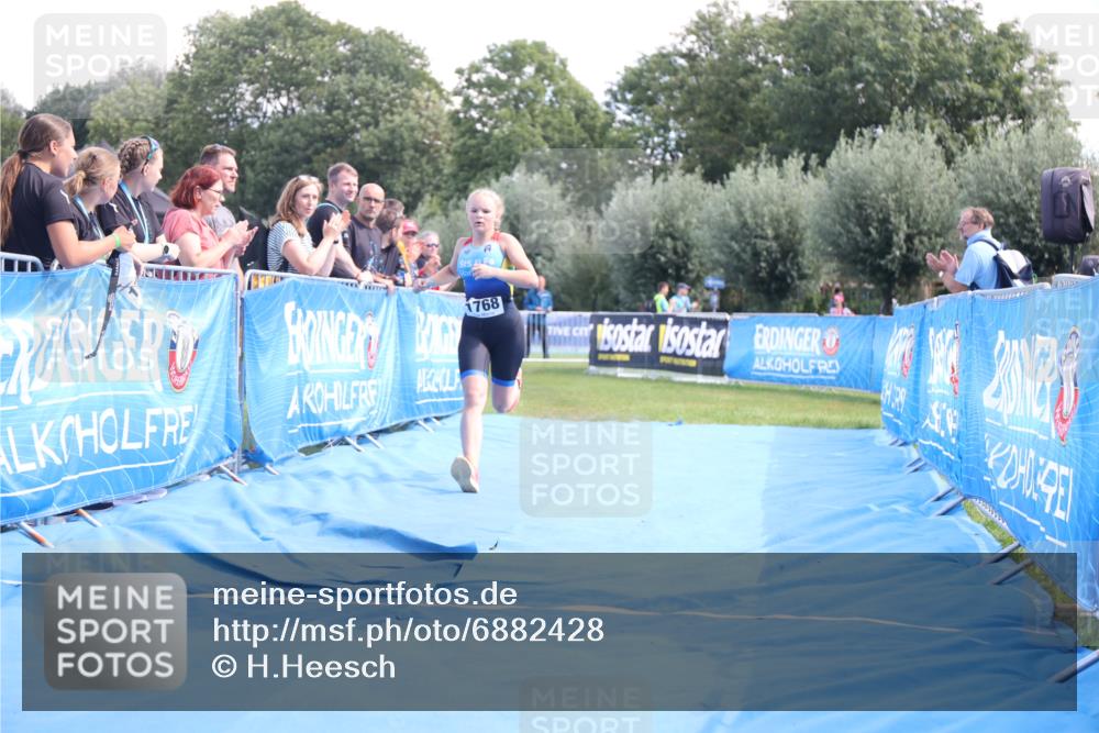 25.08.2024 - Elbe Triathlon Hamburg H.Heesch http://msf.ph/oto/6882428 25.08.2024 12:47:38 Ziel 1768 meine-sportfotos.de