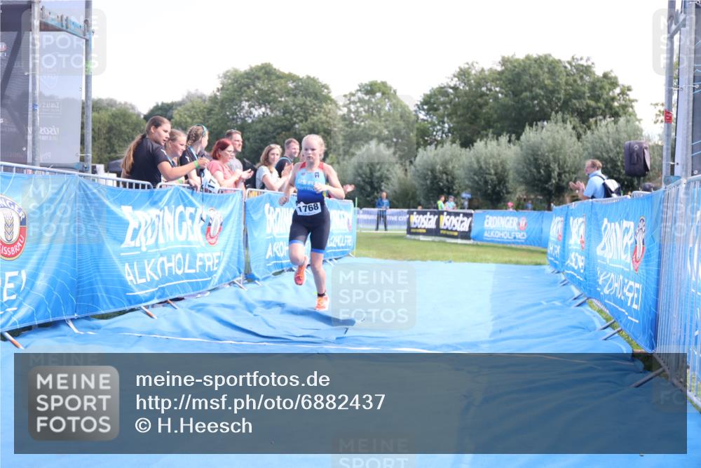 25.08.2024 - Elbe Triathlon Hamburg H.Heesch http://msf.ph/oto/6882437 25.08.2024 12:47:39 Ziel 1768 meine-sportfotos.de