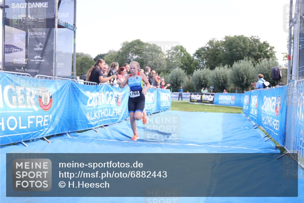 25.08.2024 - Elbe Triathlon Hamburg H.Heesch http://msf.ph/oto/6882443 25.08.2024 12:47:39 Ziel 1768 meine-sportfotos.de