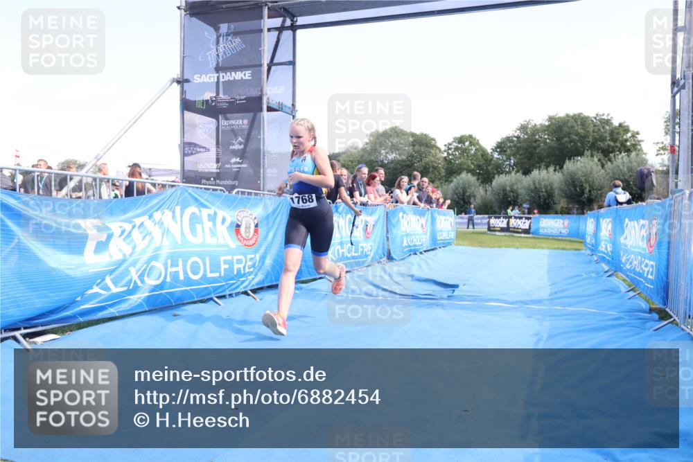 25.08.2024 - Elbe Triathlon Hamburg H.Heesch http://msf.ph/oto/6882454 25.08.2024 12:47:40 Ziel 1768 meine-sportfotos.de