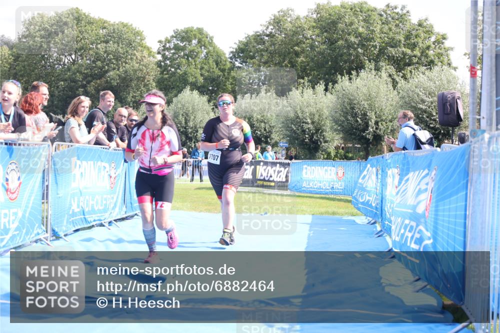 25.08.2024 - Elbe Triathlon Hamburg H.Heesch http://msf.ph/oto/6882464 25.08.2024 12:47:55 Ziel 1551, 1707 meine-sportfotos.de