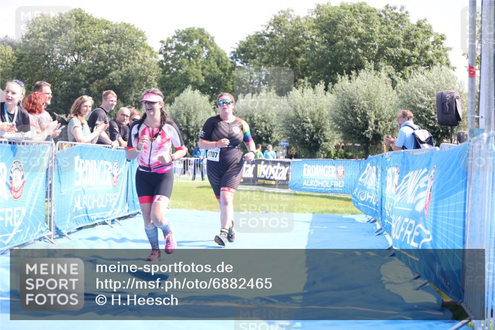 25.08.2024 - Elbe Triathlon Hamburg H.Heesch http://msf.ph/oto/6882465 25.08.2024 12:47:55 Ziel 1551, 1707 meine-sportfotos.de