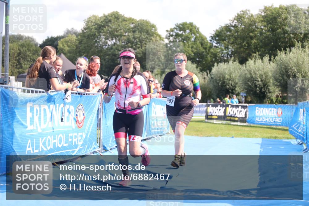 25.08.2024 - Elbe Triathlon Hamburg H.Heesch http://msf.ph/oto/6882467 25.08.2024 12:47:56 Ziel 1551, 1707 meine-sportfotos.de