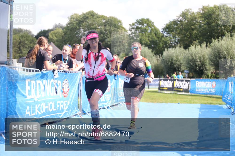 25.08.2024 - Elbe Triathlon Hamburg H.Heesch http://msf.ph/oto/6882470 25.08.2024 12:47:56 Ziel 1551, 1707 meine-sportfotos.de