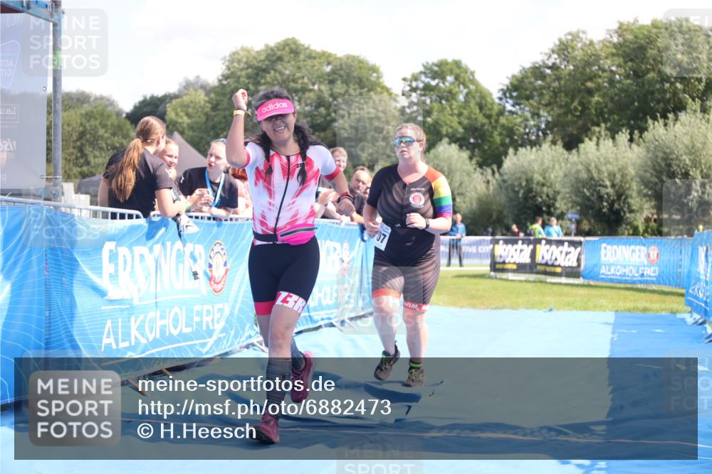 25.08.2024 - Elbe Triathlon Hamburg H.Heesch http://msf.ph/oto/6882473 25.08.2024 12:47:56 Ziel 1551, 1707 meine-sportfotos.de