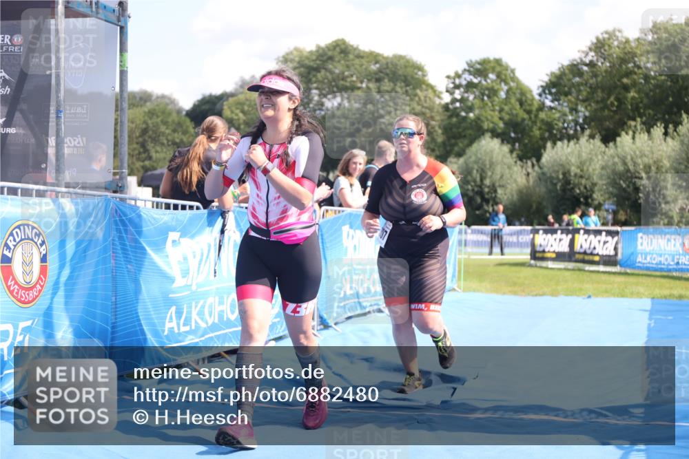 25.08.2024 - Elbe Triathlon Hamburg H.Heesch http://msf.ph/oto/6882480 25.08.2024 12:47:56 Ziel 1551, 1707 meine-sportfotos.de