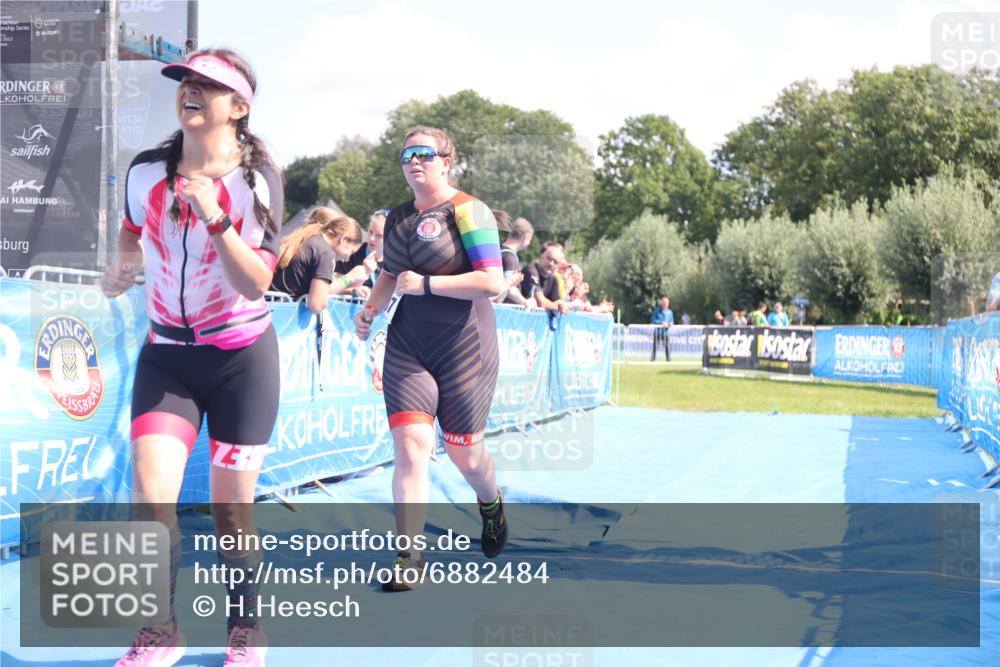 25.08.2024 - Elbe Triathlon Hamburg H.Heesch http://msf.ph/oto/6882484 25.08.2024 12:47:57 Ziel 1551, 1707 meine-sportfotos.de