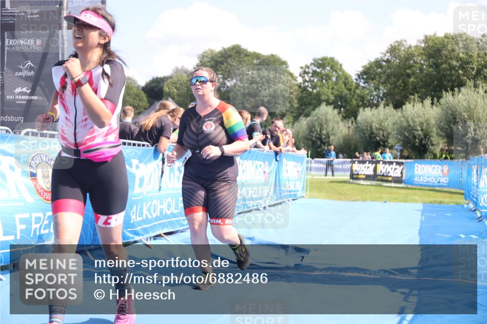 25.08.2024 - Elbe Triathlon Hamburg H.Heesch http://msf.ph/oto/6882486 25.08.2024 12:47:57 Ziel 1551, 1707 meine-sportfotos.de