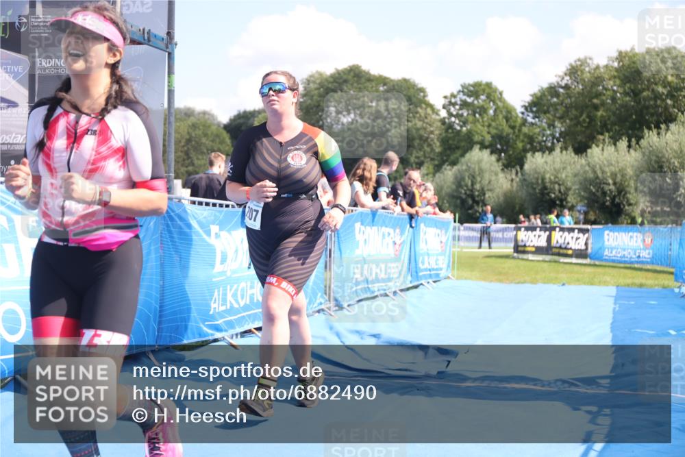 25.08.2024 - Elbe Triathlon Hamburg H.Heesch http://msf.ph/oto/6882490 25.08.2024 12:47:57 Ziel 1551, 1707 meine-sportfotos.de