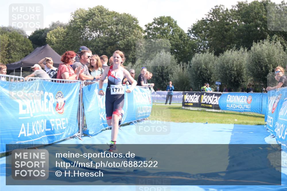 25.08.2024 - Elbe Triathlon Hamburg H.Heesch http://msf.ph/oto/6882522 25.08.2024 12:48:59 Ziel 1773 meine-sportfotos.de