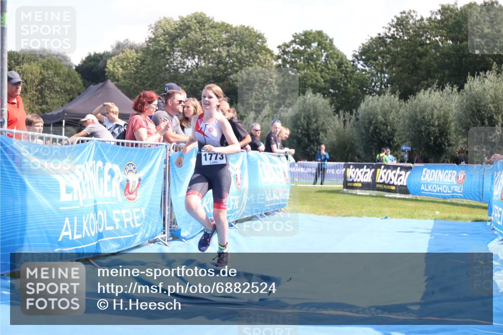 25.08.2024 - Elbe Triathlon Hamburg H.Heesch http://msf.ph/oto/6882524 25.08.2024 12:48:59 Ziel 1773 meine-sportfotos.de