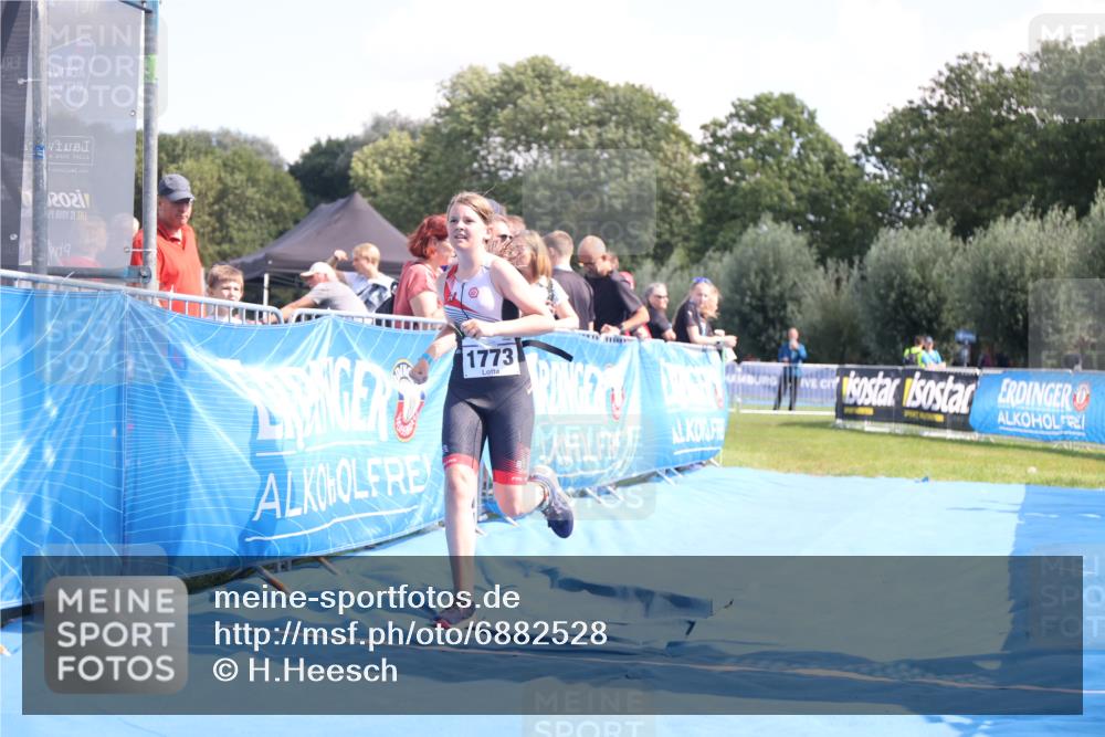 25.08.2024 - Elbe Triathlon Hamburg H.Heesch http://msf.ph/oto/6882528 25.08.2024 12:48:59 Ziel 1773 meine-sportfotos.de
