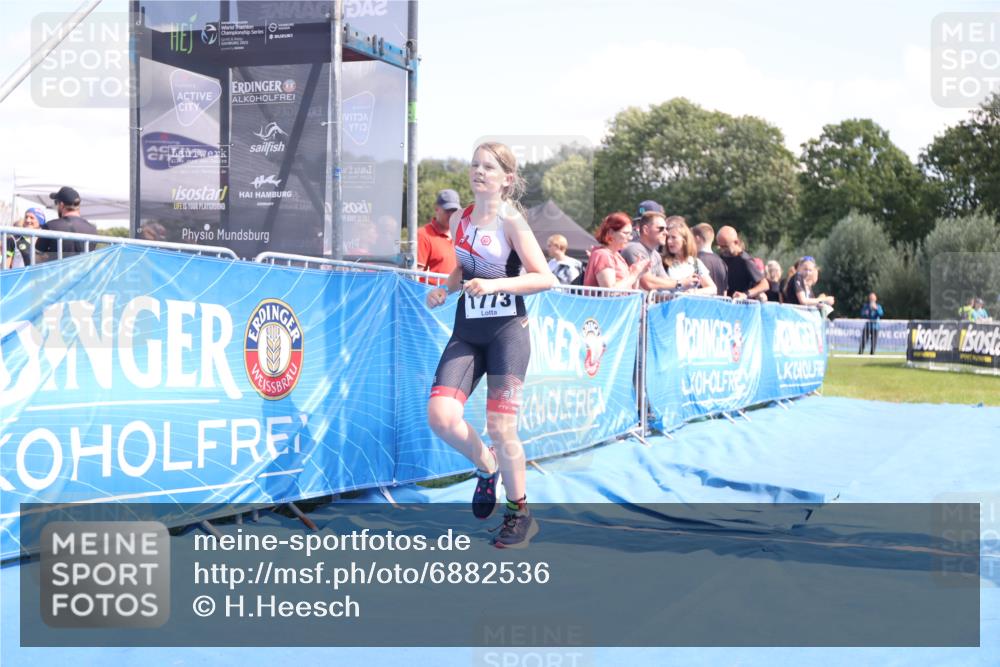 25.08.2024 - Elbe Triathlon Hamburg H.Heesch http://msf.ph/oto/6882536 25.08.2024 12:48:59 Ziel 1773 meine-sportfotos.de