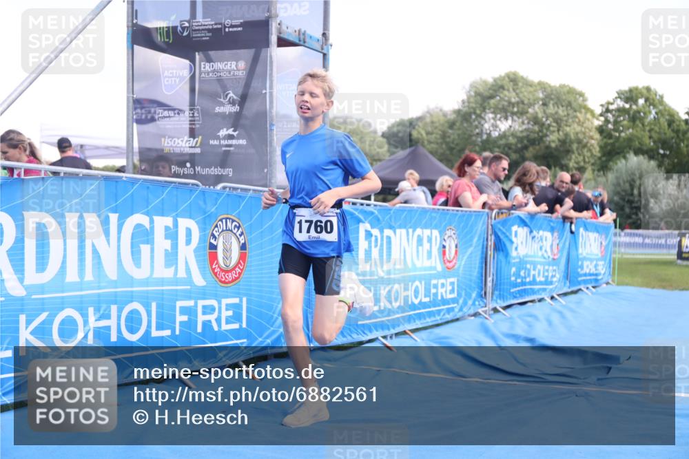 25.08.2024 - Elbe Triathlon Hamburg H.Heesch http://msf.ph/oto/6882561 25.08.2024 12:49:11 Ziel 1760 meine-sportfotos.de