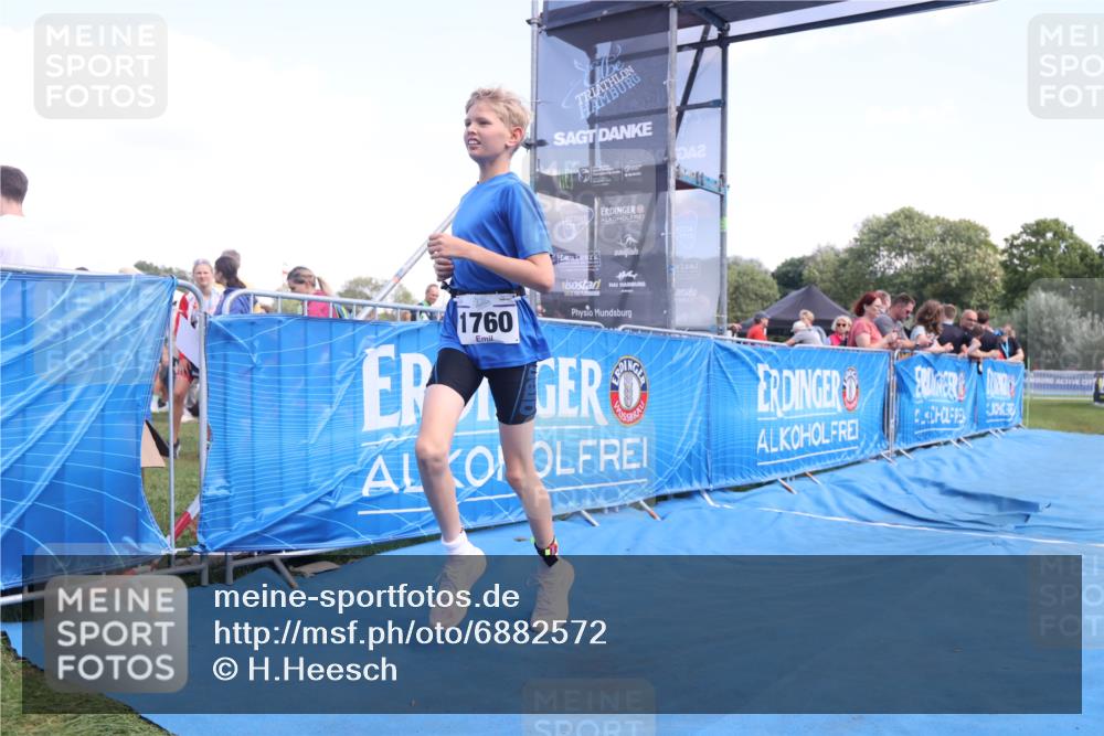 25.08.2024 - Elbe Triathlon Hamburg H.Heesch http://msf.ph/oto/6882572 25.08.2024 12:49:12 Ziel 1760 meine-sportfotos.de