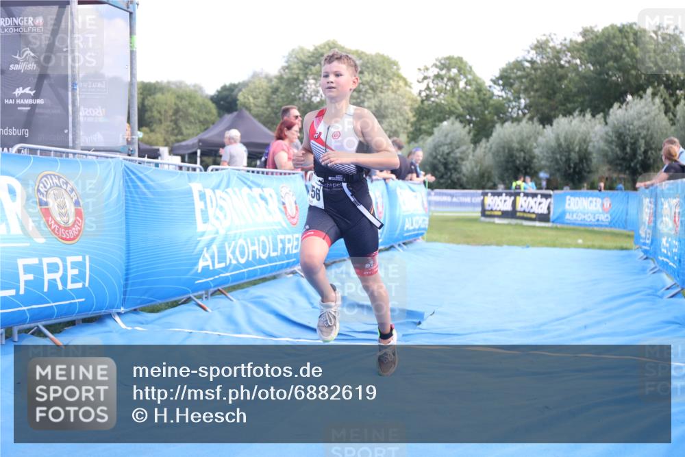 25.08.2024 - Elbe Triathlon Hamburg H.Heesch http://msf.ph/oto/6882619 25.08.2024 12:50:55 Ziel 1756 meine-sportfotos.de