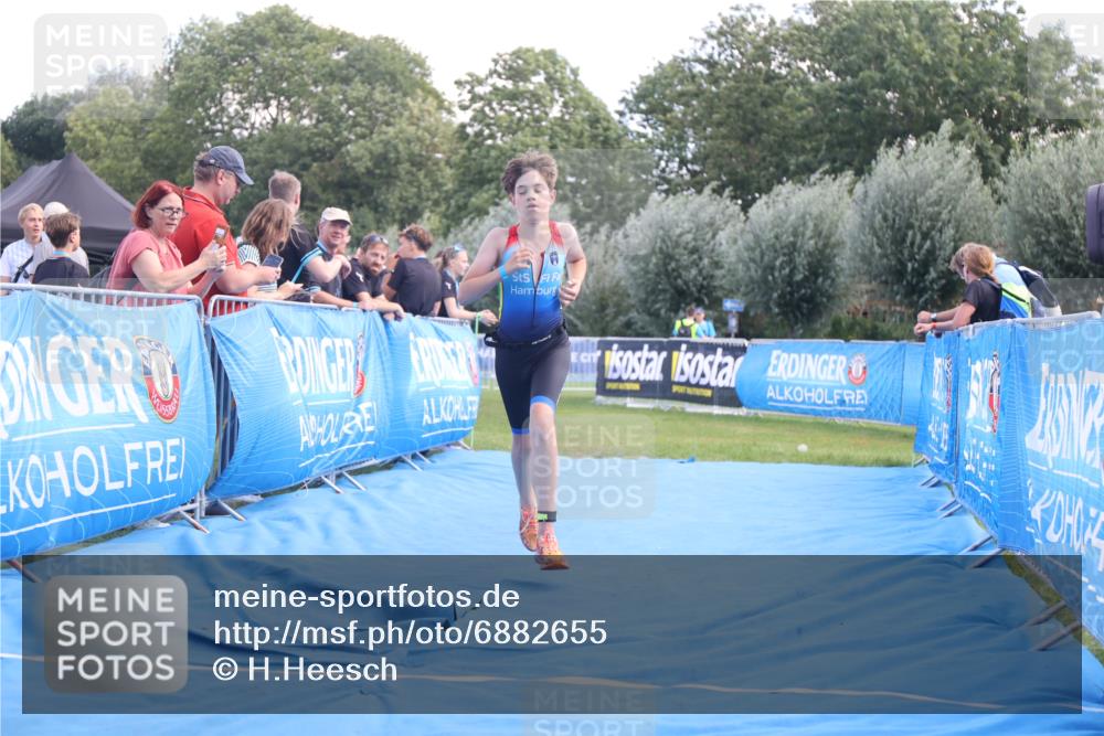 25.08.2024 - Elbe Triathlon Hamburg H.Heesch http://msf.ph/oto/6882655 25.08.2024 12:51:30 Ziel 1763 meine-sportfotos.de