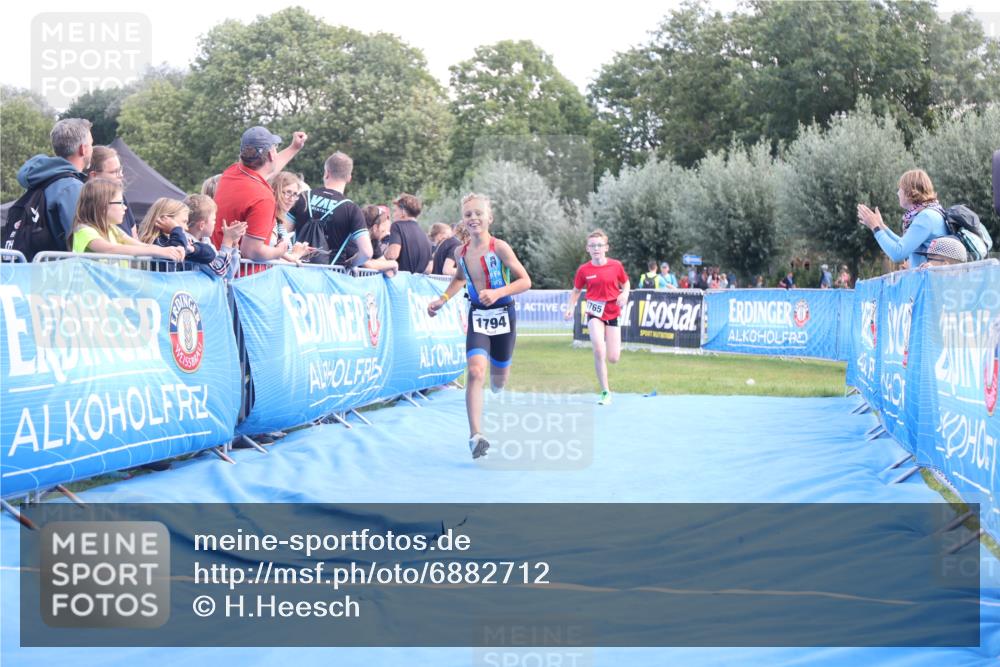 25.08.2024 - Elbe Triathlon Hamburg H.Heesch http://msf.ph/oto/6882712 25.08.2024 12:52:15 Ziel 1765, 1794 meine-sportfotos.de