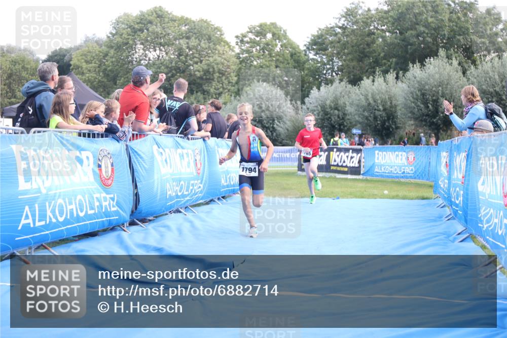 25.08.2024 - Elbe Triathlon Hamburg H.Heesch http://msf.ph/oto/6882714 25.08.2024 12:52:15 Ziel 1765, 1794 meine-sportfotos.de