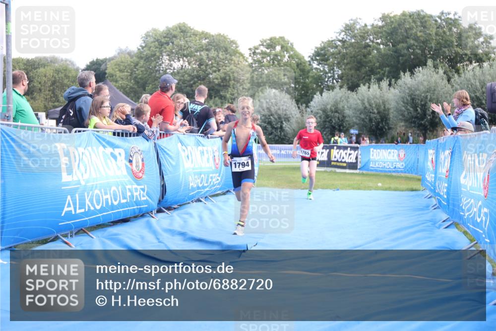 25.08.2024 - Elbe Triathlon Hamburg H.Heesch http://msf.ph/oto/6882720 25.08.2024 12:52:15 Ziel 1765, 1794 meine-sportfotos.de